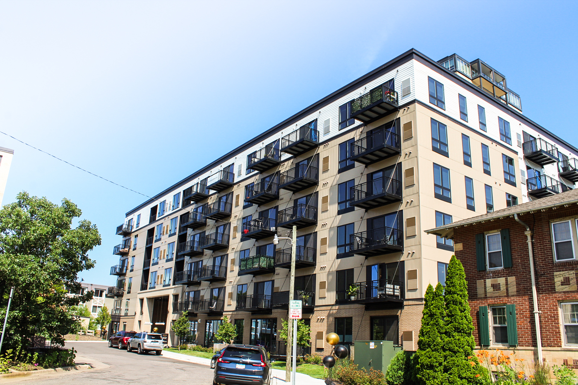 Exterior photo of apartment building.